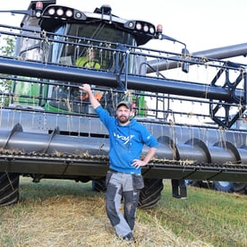 Sopimusviljelijämme kisaa Euroopan parhaan luomuviljelijän tittelistä