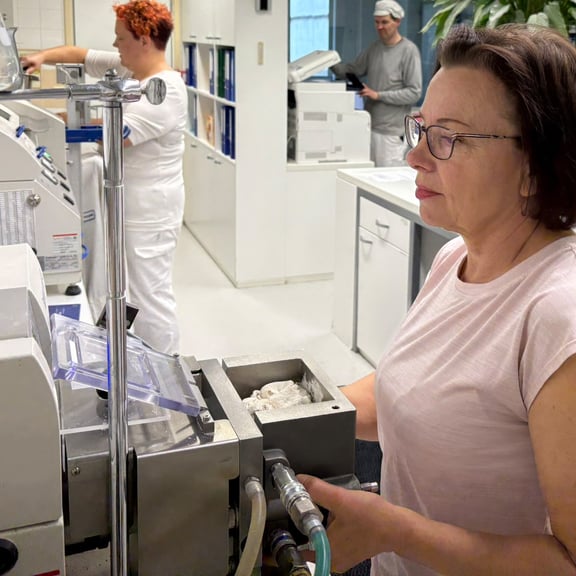 Järvenpään laboratorion tiimi
