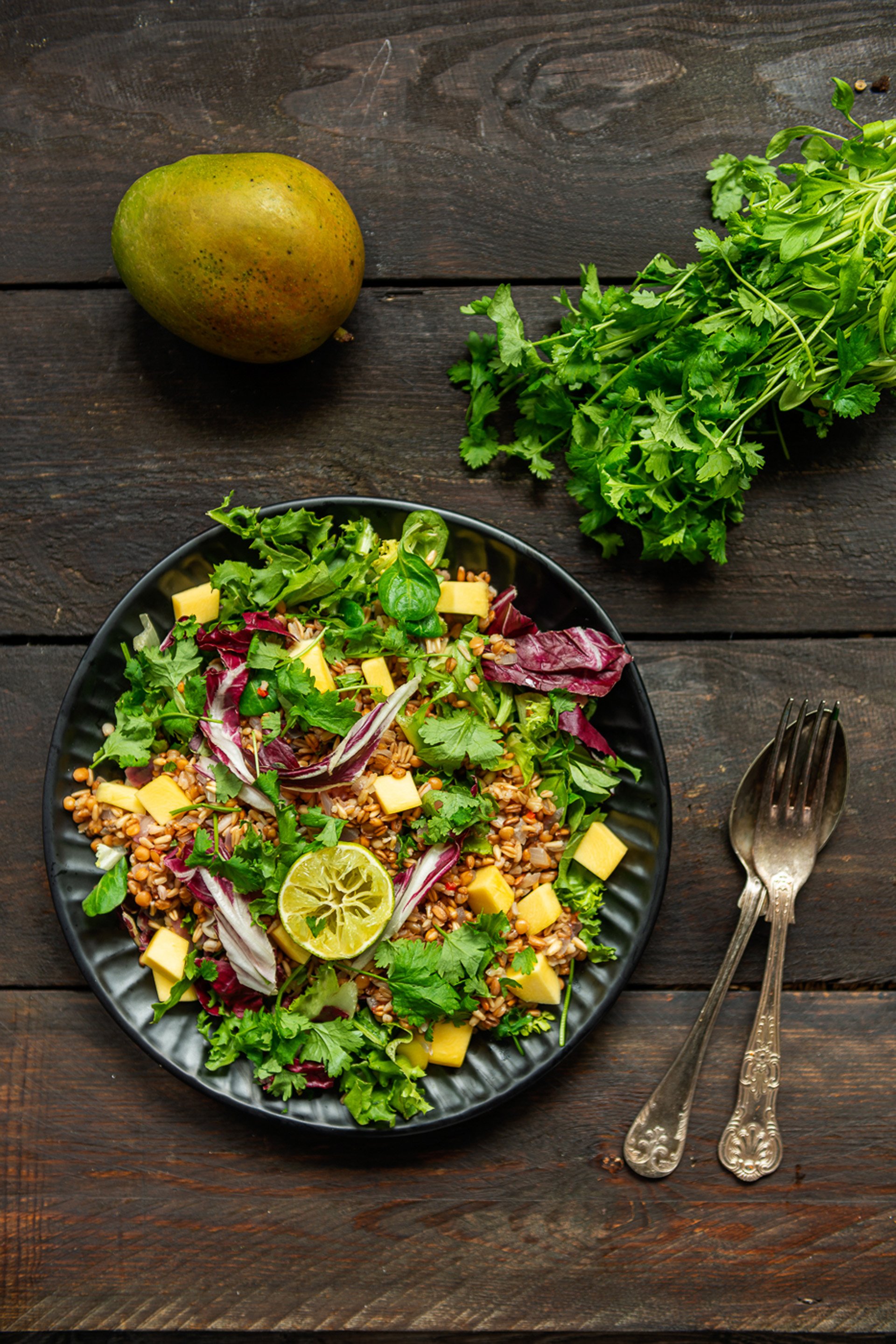 Myllärin Mango-kaurasalaatti